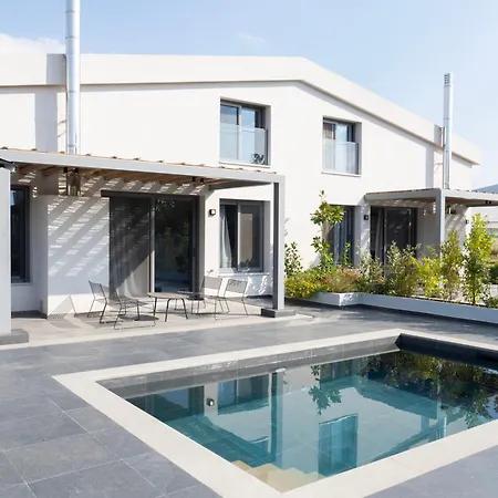Sea Breeze Suites Maistro 4Per With Private Pool Kandia Exterior photo