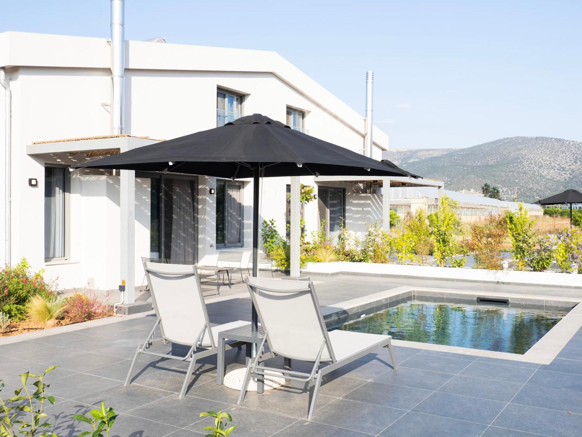 Sea Breeze Maistro 4per With Private Pool Villa Kandia